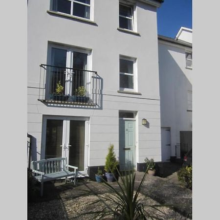 Pembroke Townhouse Villa Haverfordwest Esterno foto